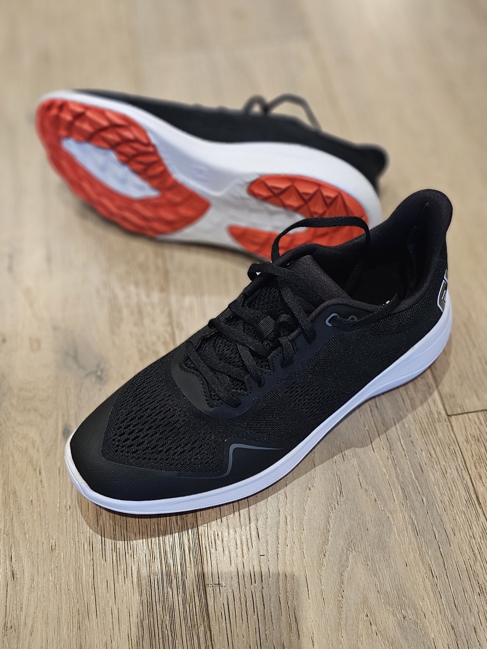 FootJoy Black Spikeless Golf Shoes (Men's: 9.5)